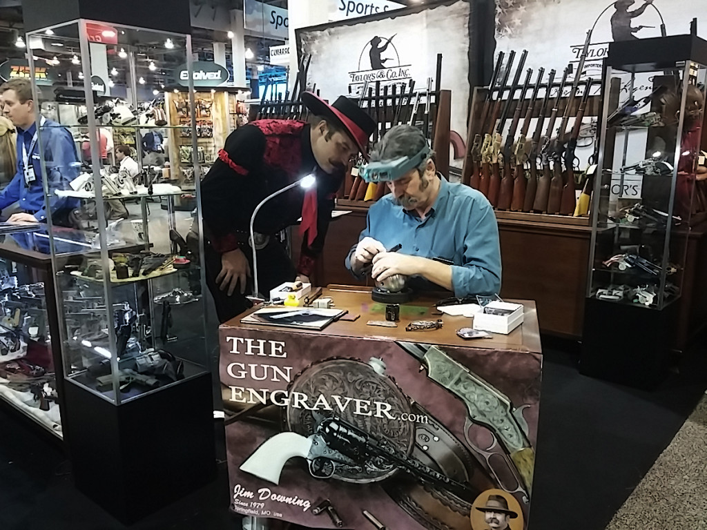 Jim Downing Gun Engraver At Expo The Gun Engraver 6247